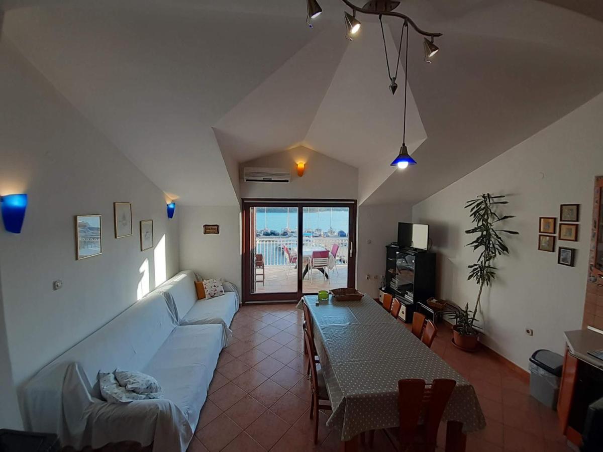 Apartments Nera טיסנו מראה חיצוני תמונה