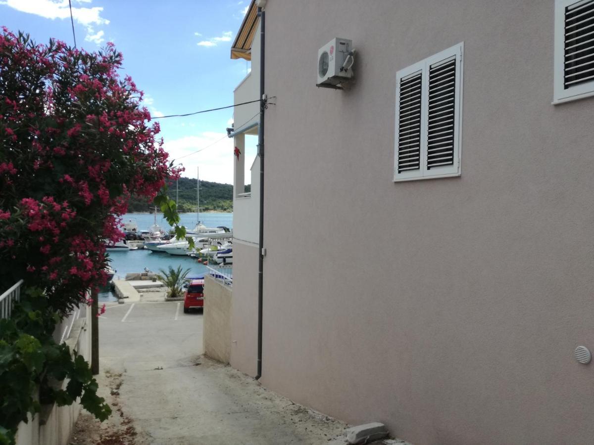 Apartments Nera טיסנו מראה חיצוני תמונה