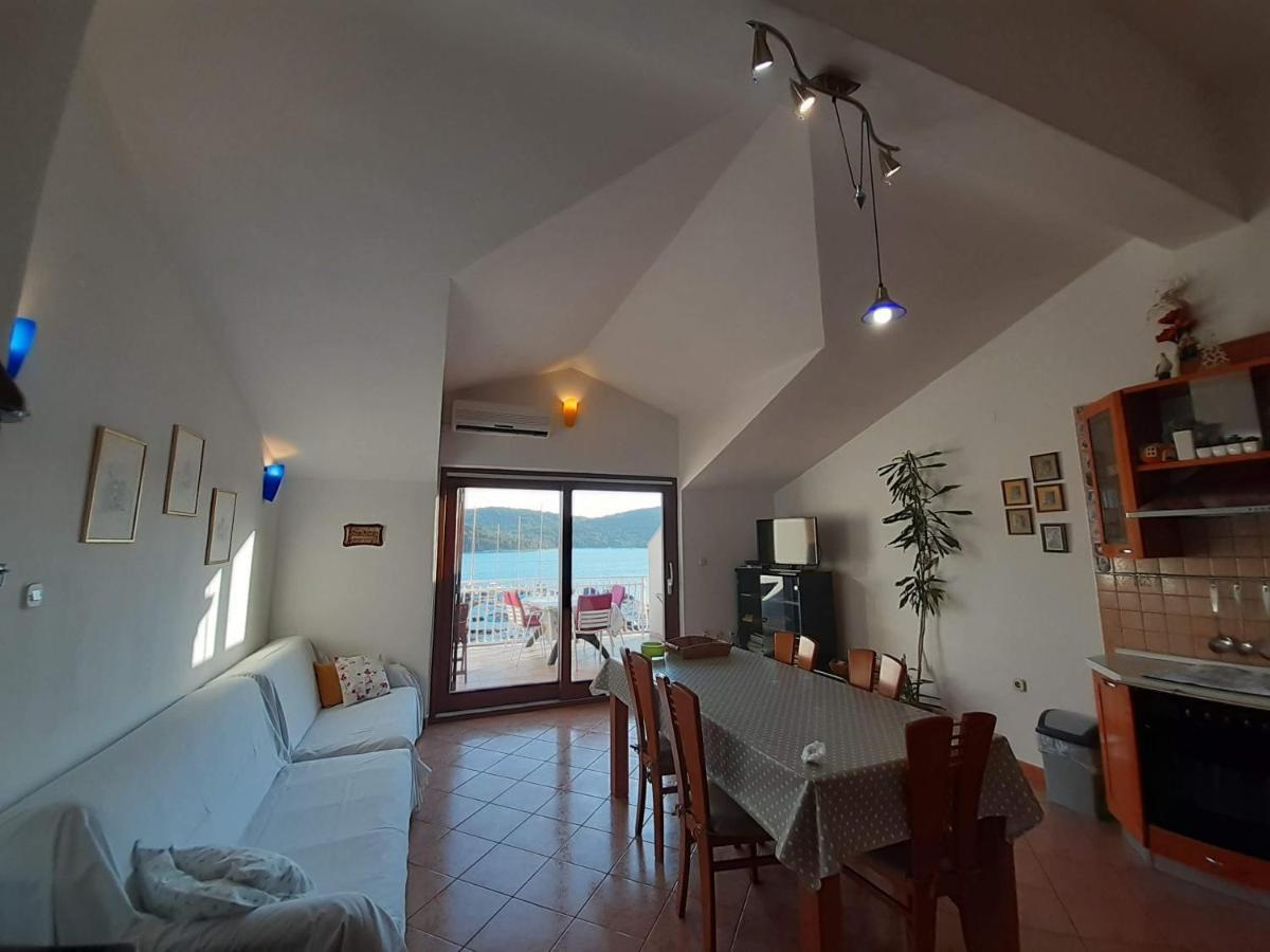 Apartments Nera טיסנו מראה חיצוני תמונה